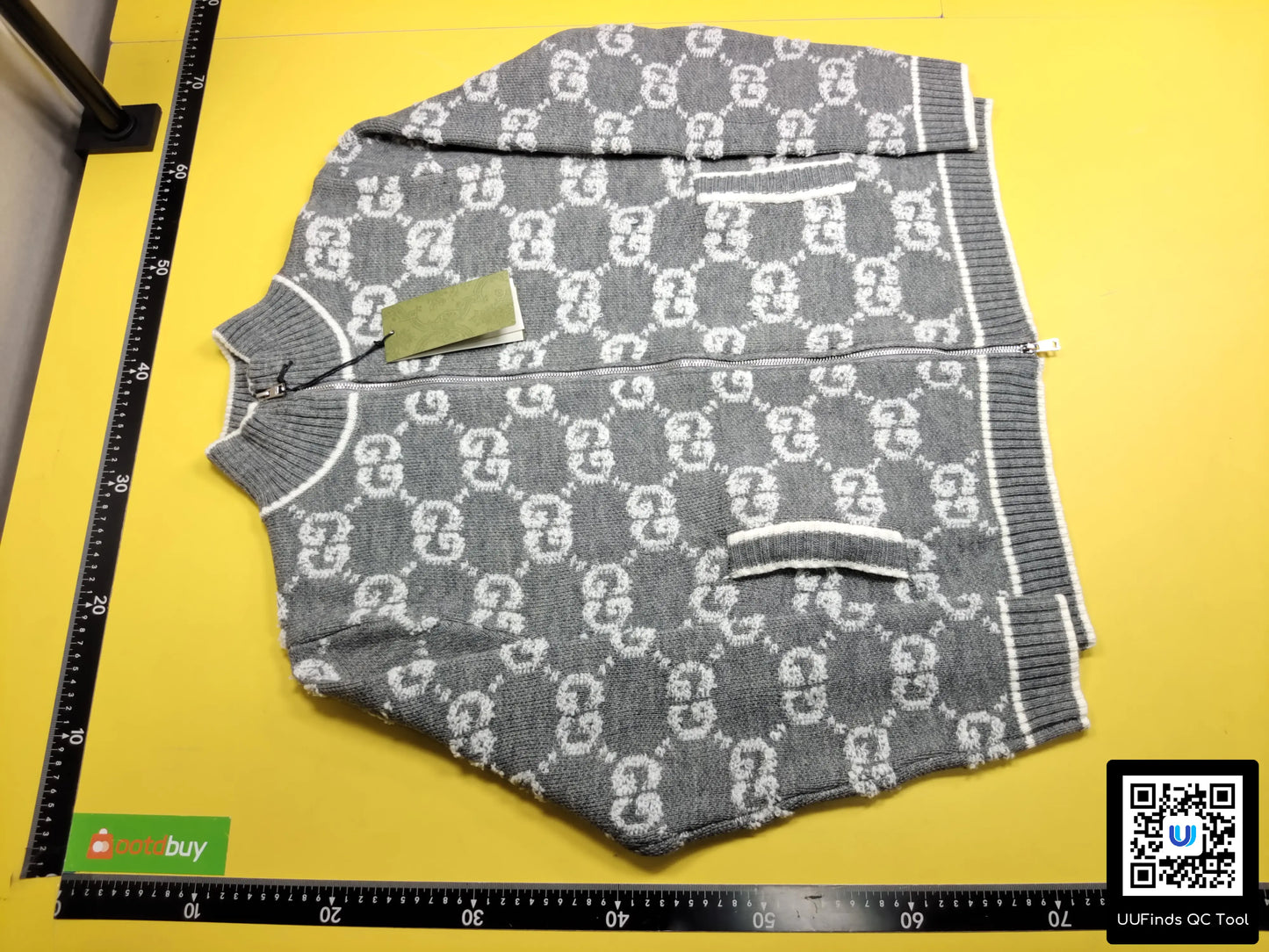 Gucci Zip Cardigan Sweater Grey