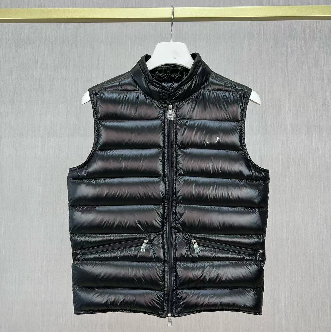 Moncler Gui Down Vest Black