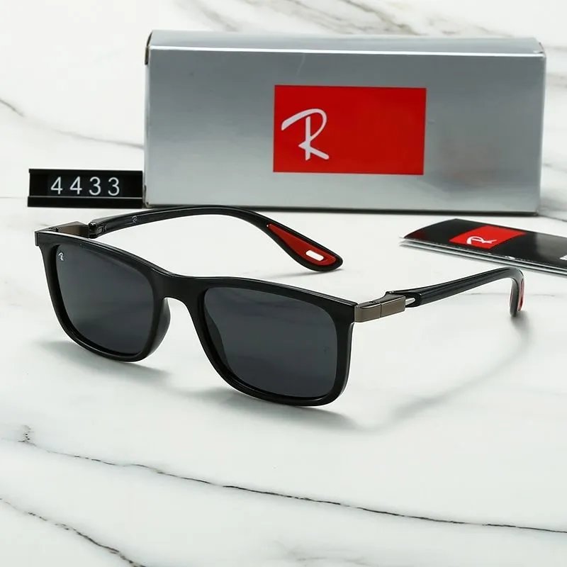 Ray-Ban RB 4385 Sunglasses Black