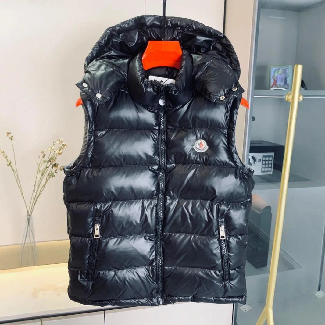 Moncler Budget Vest Black