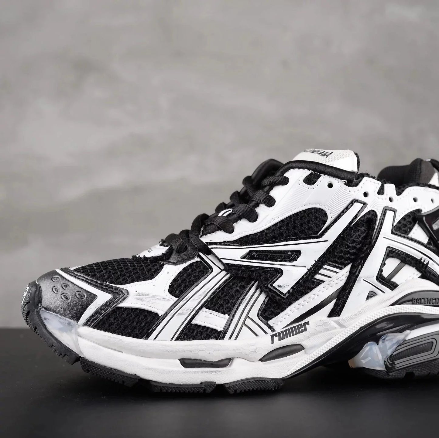 Balenciaga Runner White Black