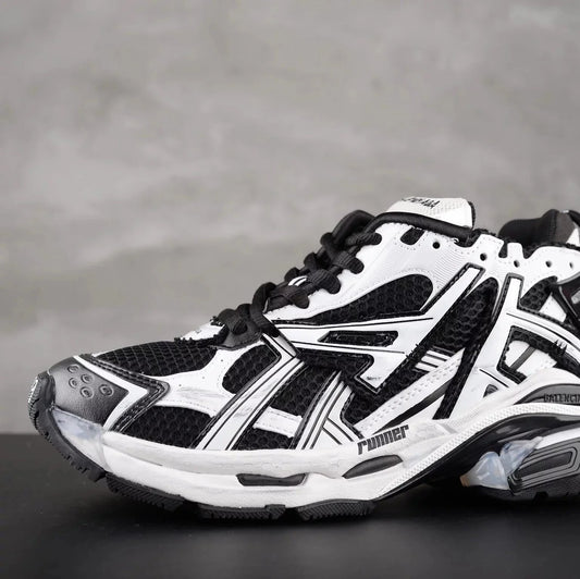 Balenciaga Runner White Black
