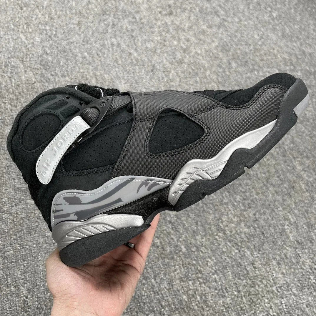 Air Jordan 8