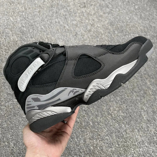 Air Jordan 8