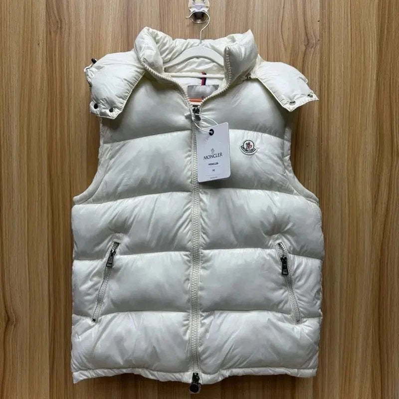 Moncler Bormes Vest White