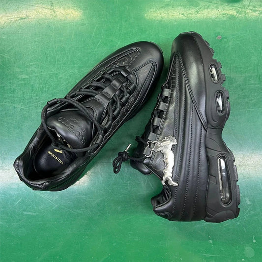 Nike Air Max 95 Supreme Black