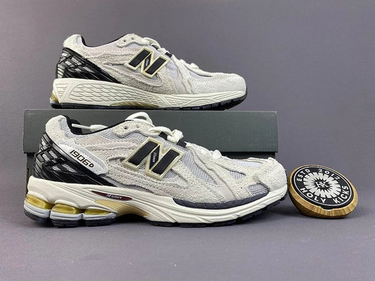 New Balance 1906R
