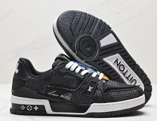 Louis Vuitton Trainer/Skate Black (White Sole)