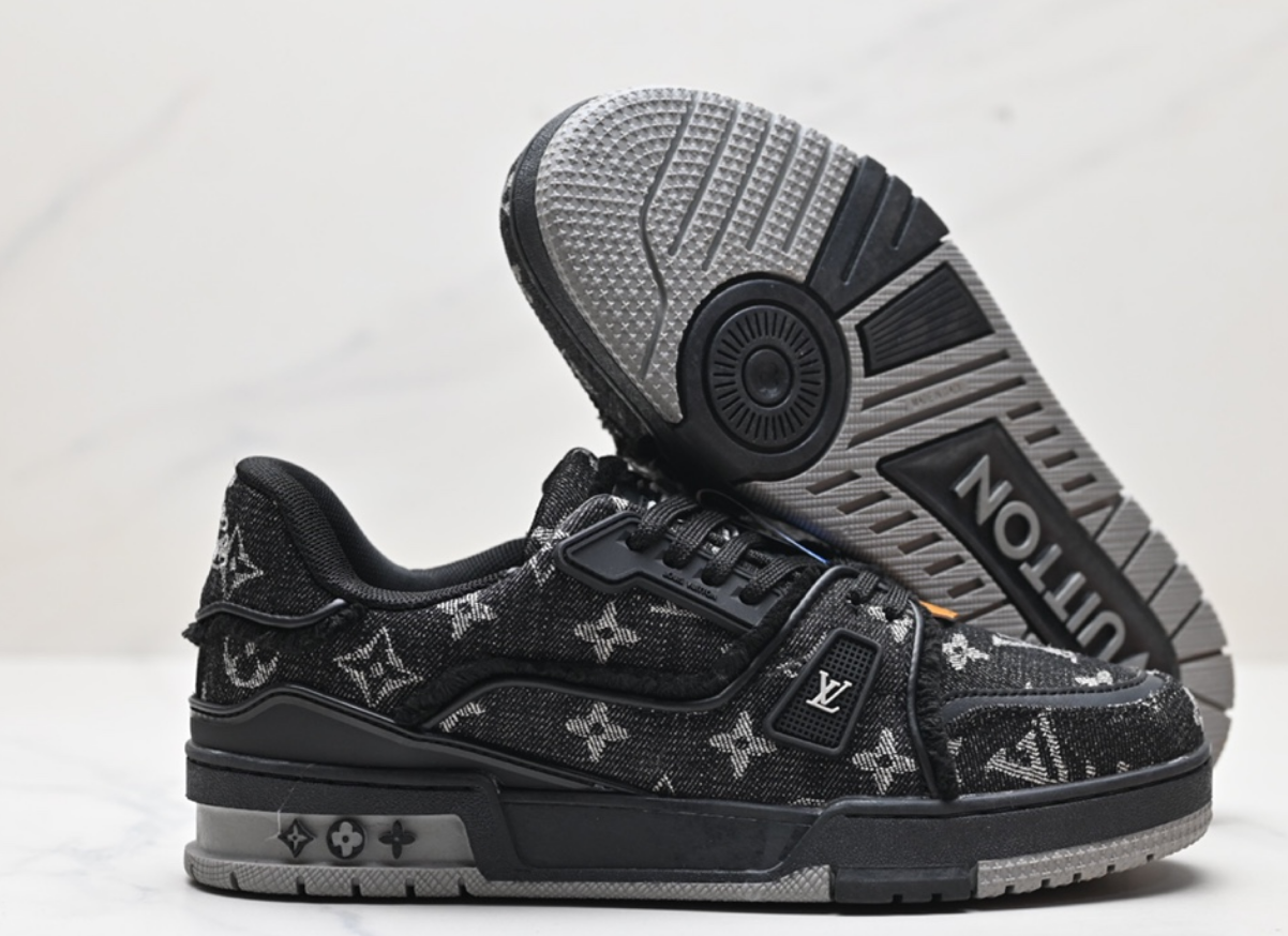 Louis Vuitton Trainer/Skate Black Monogram