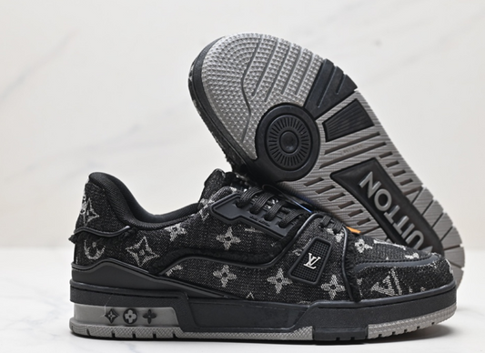 Louis Vuitton Trainer/Skate Black Monogram