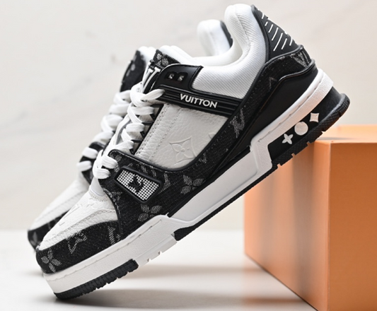 Louis Vuitton Trainer/Skate Black White Monogram