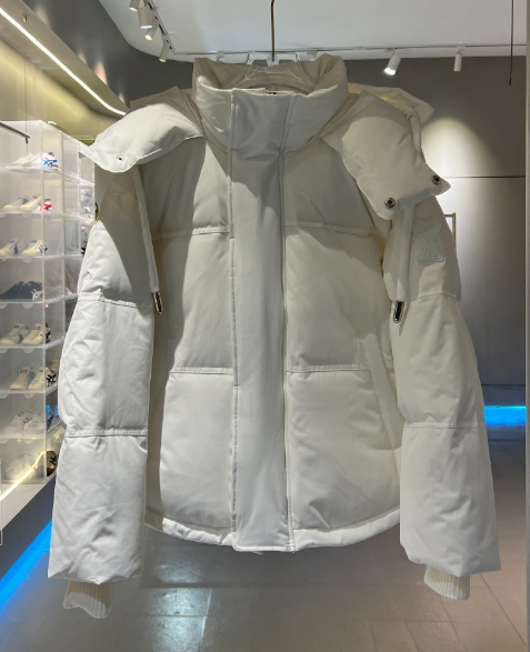 Ami Puffer Down Jacket White