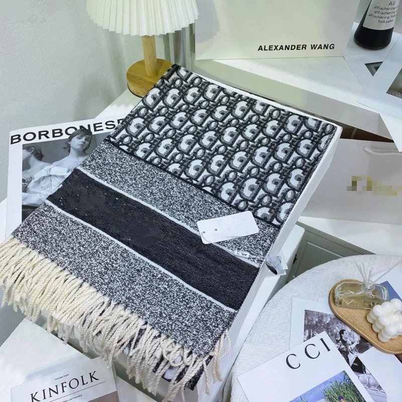 Dior Oblique Scarf Black & white