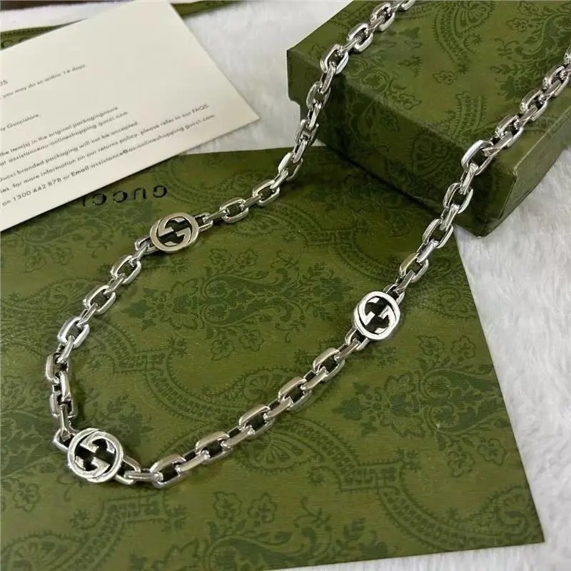 Gucci Interlocking Necklace Silver