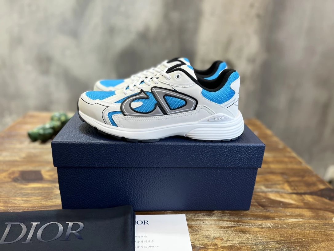 Dior B30 White Light Blue