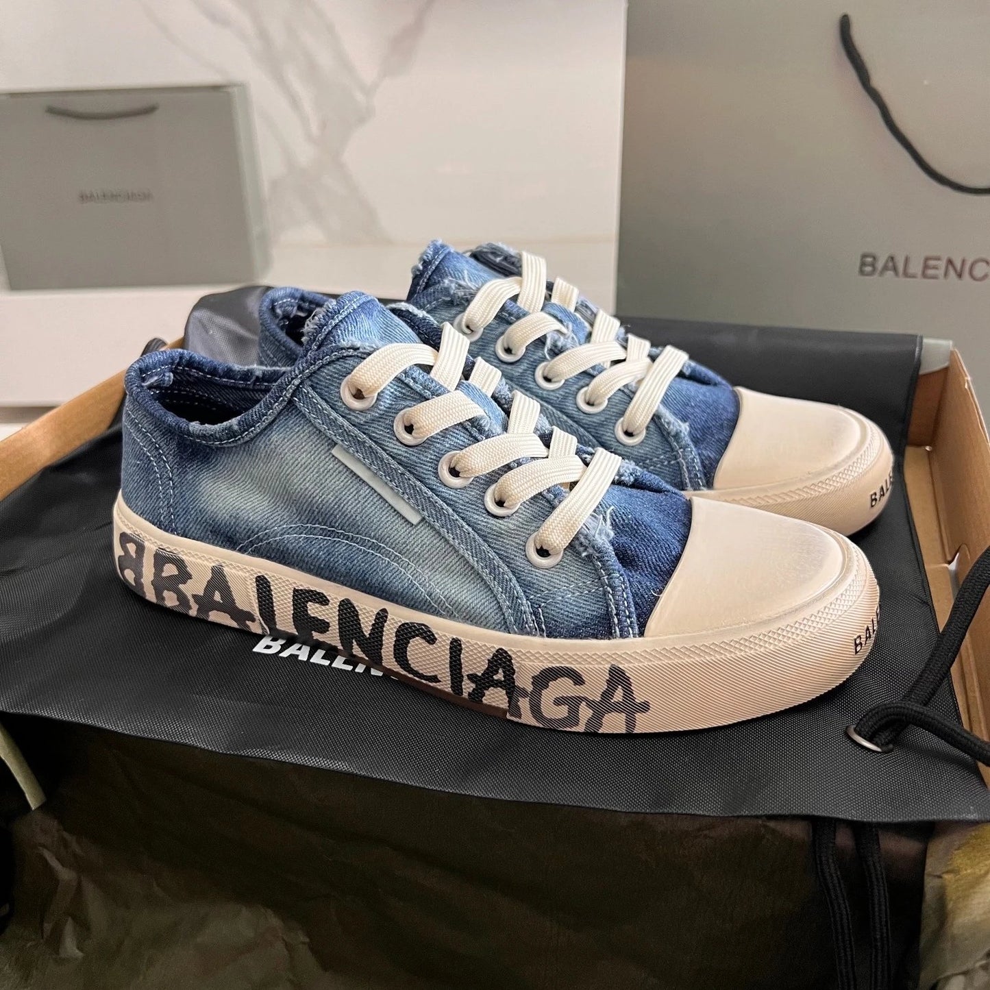 Balenciaga Paris
