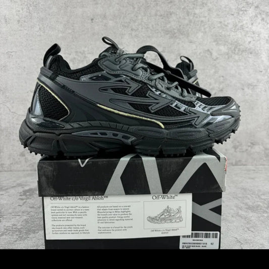 Off-White Be Right Back