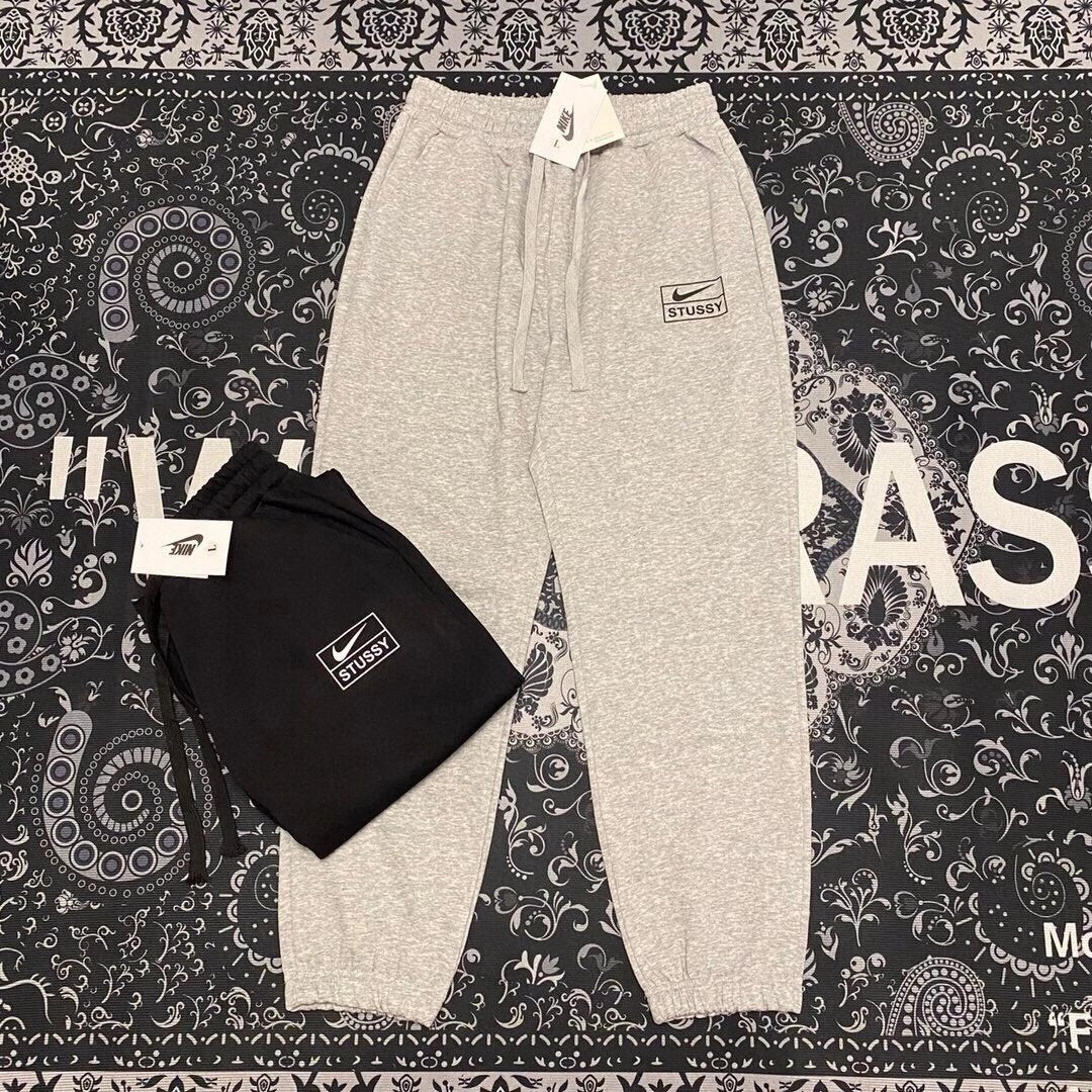 Stussy x Nike Sweatpants Grey